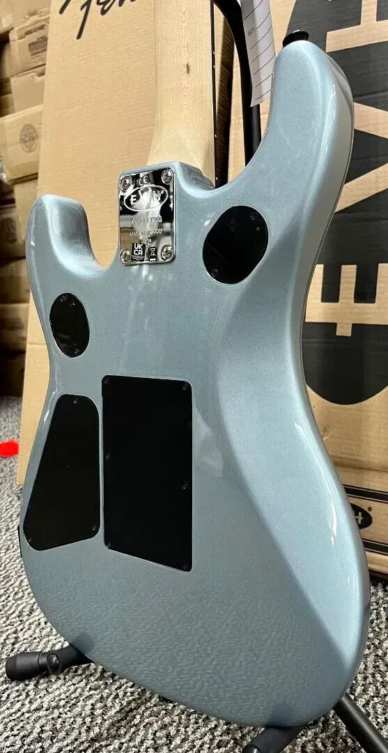 Изображение №5