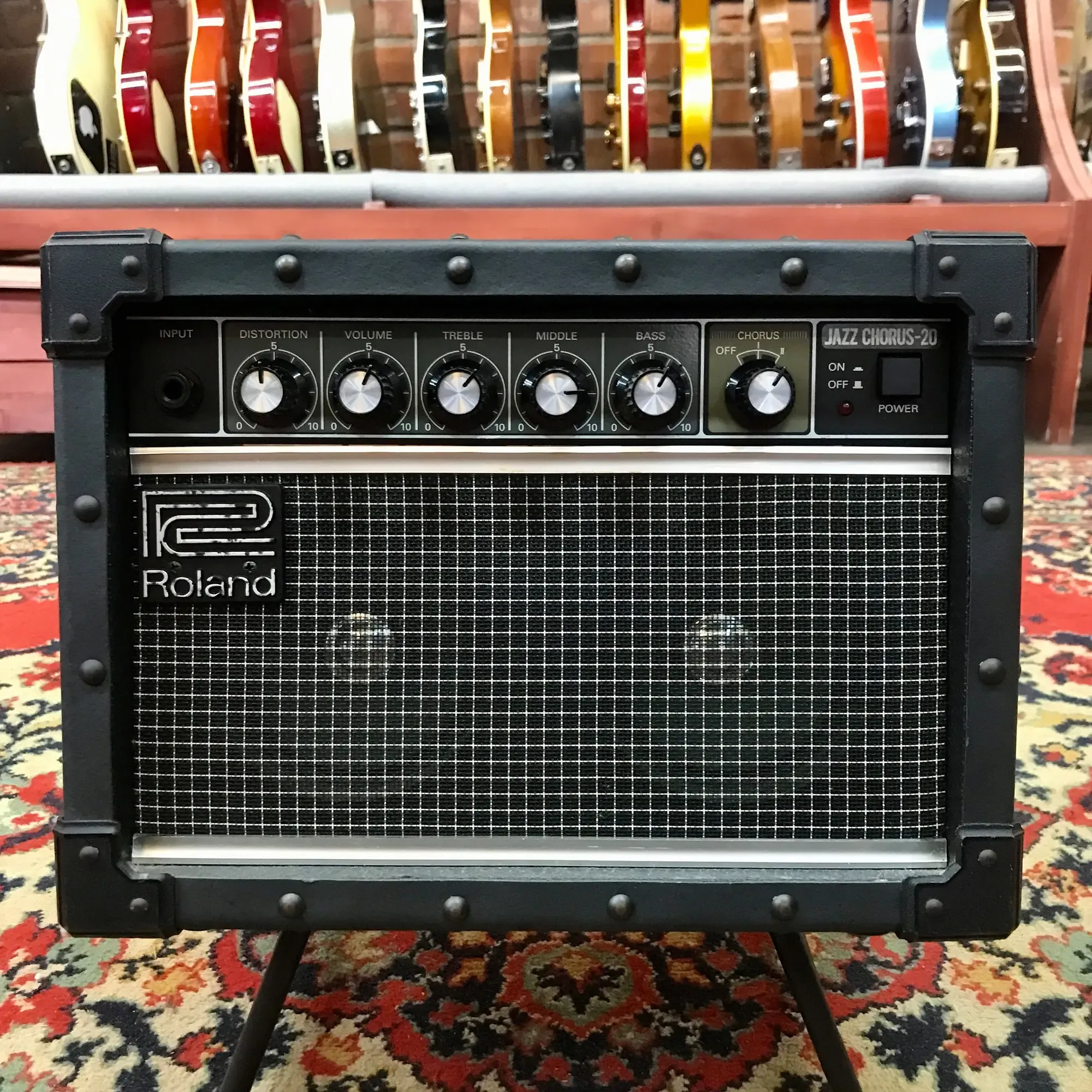 Комбоусилитель для электрогитары Roland JC-20 Jazz Chorus 2x6.5 30W Japan 1990s