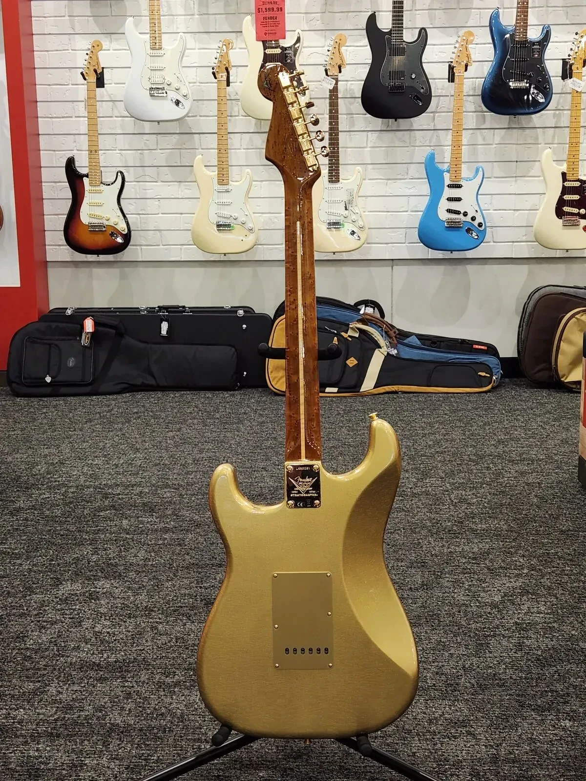 Изображение №6