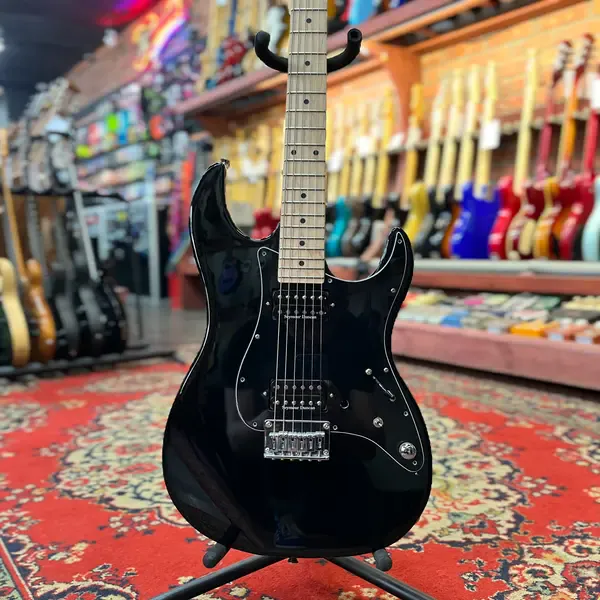 Электрогитара FGN Fujigen BOS-M Stratocaster HH Black w/gigbag Japan 2010'S