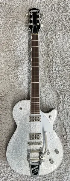 Gretsch G6129T Players Edition Jet FT with Bigsby, Silver Sparkle, Made in Japan