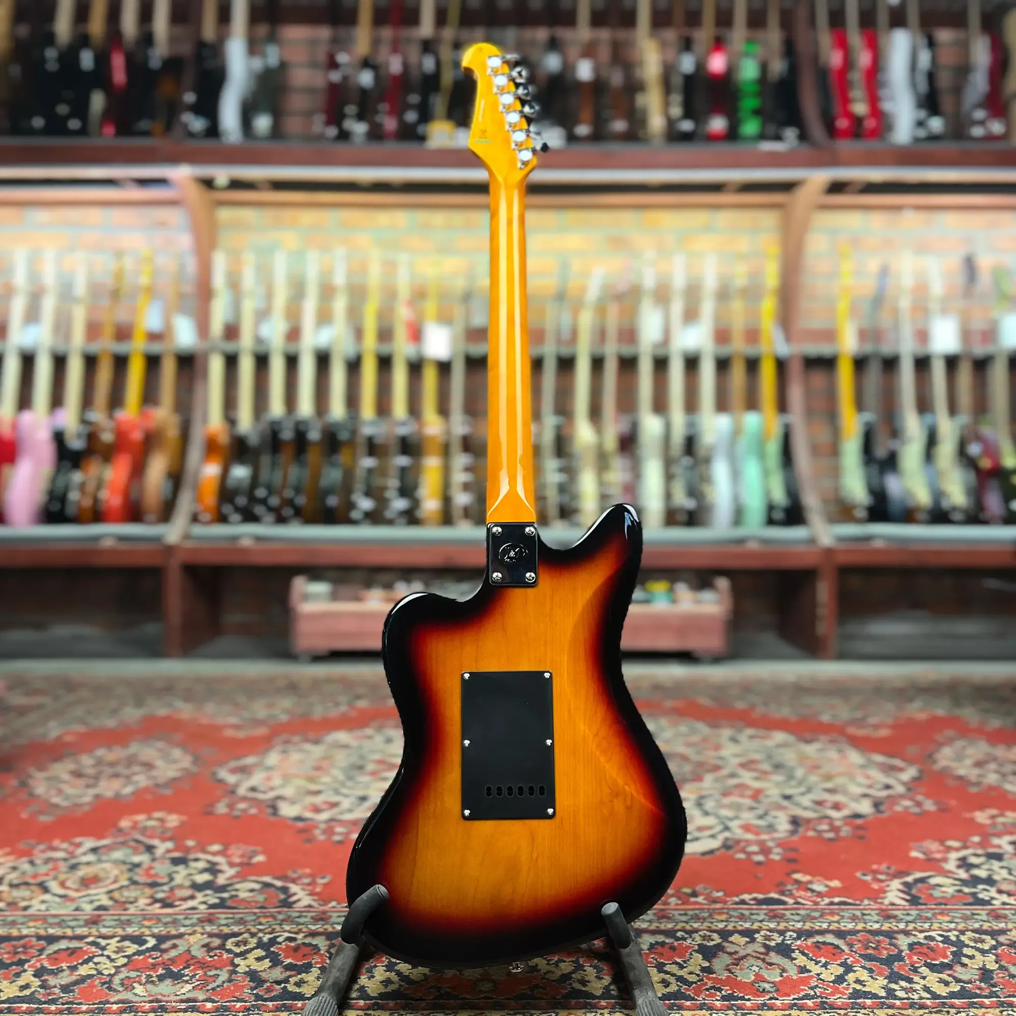 Изображение №6