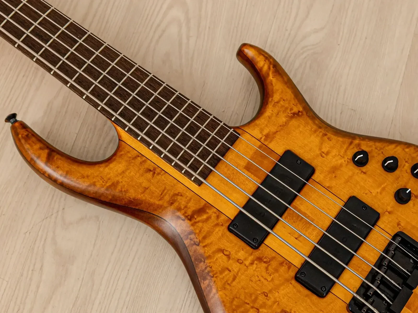 Изображение №6