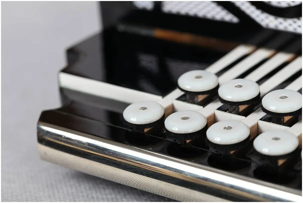 Изображение №6