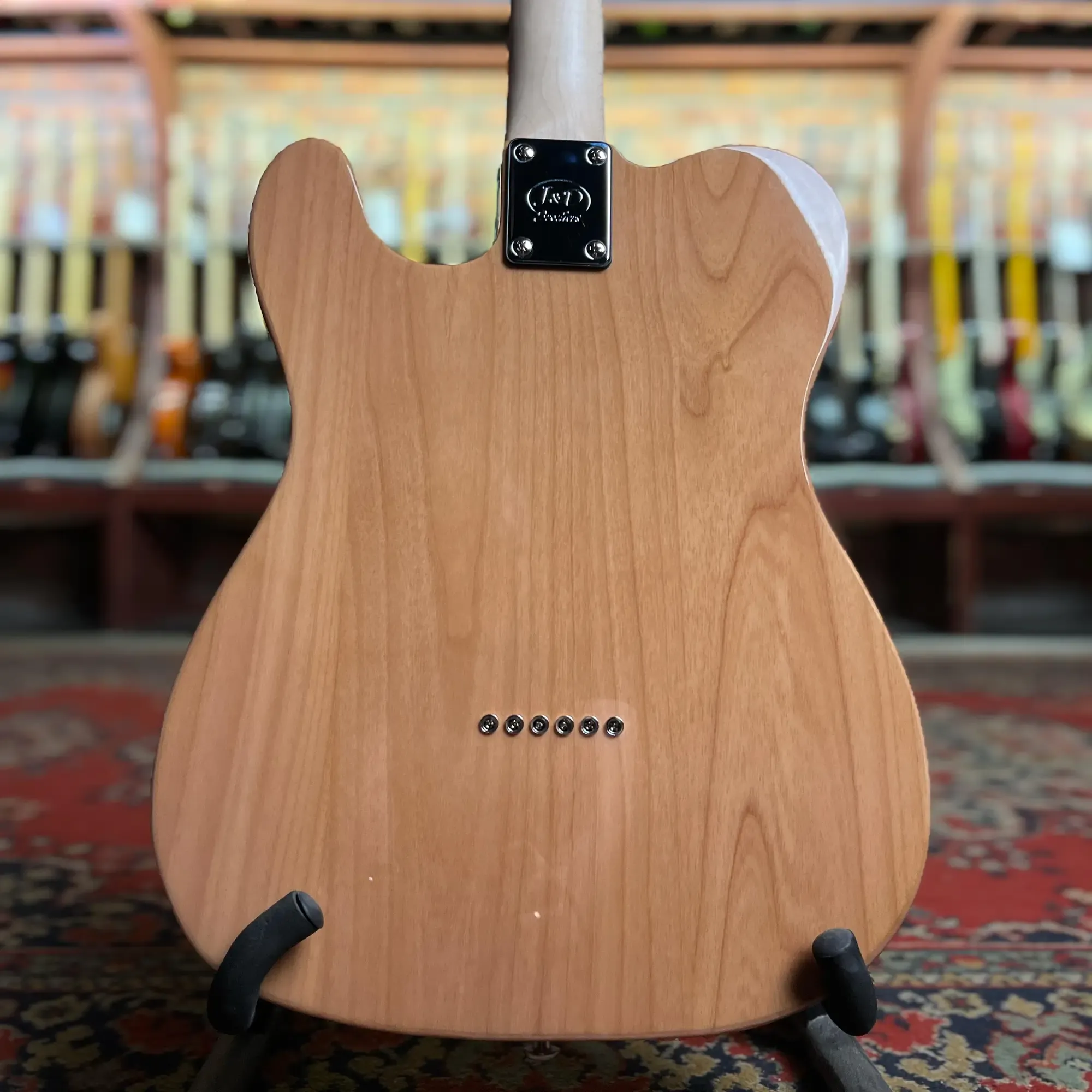 Изображение №5