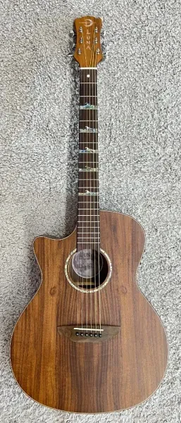 Электроакустическая гитара Luna Guitars HTKOAGCEL High Tide Koa Grand Concert Left-Handed Natural