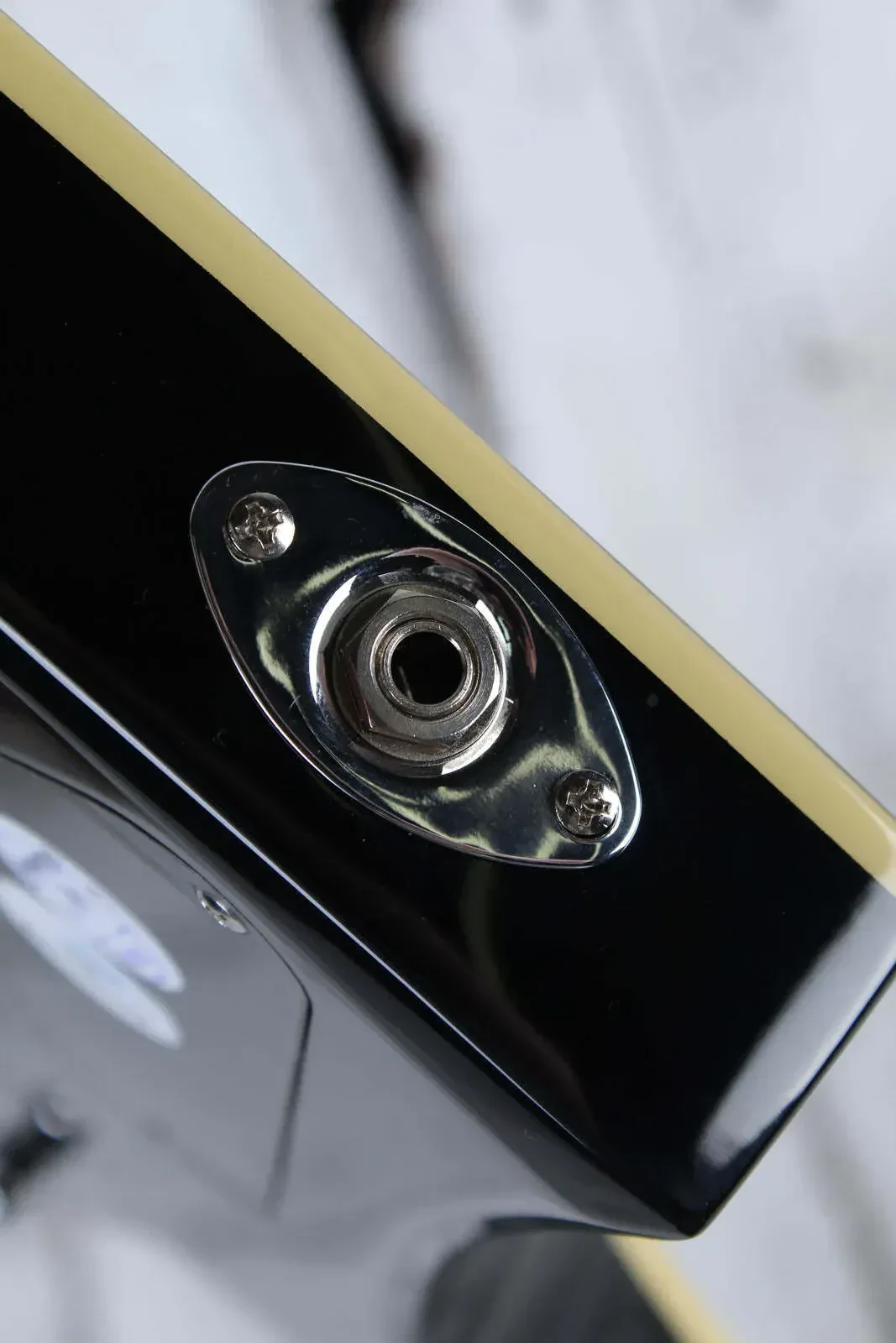 Изображение №6