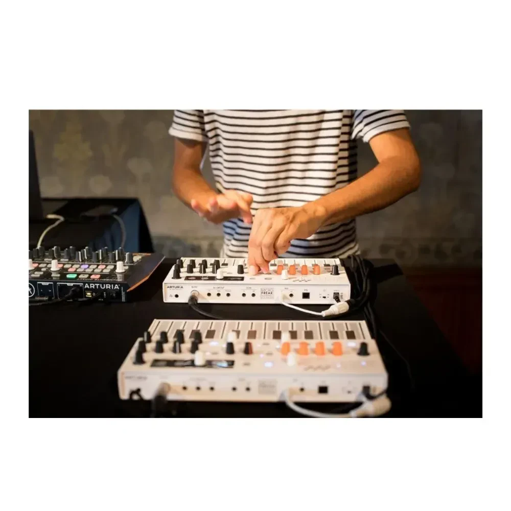 Изображение №6