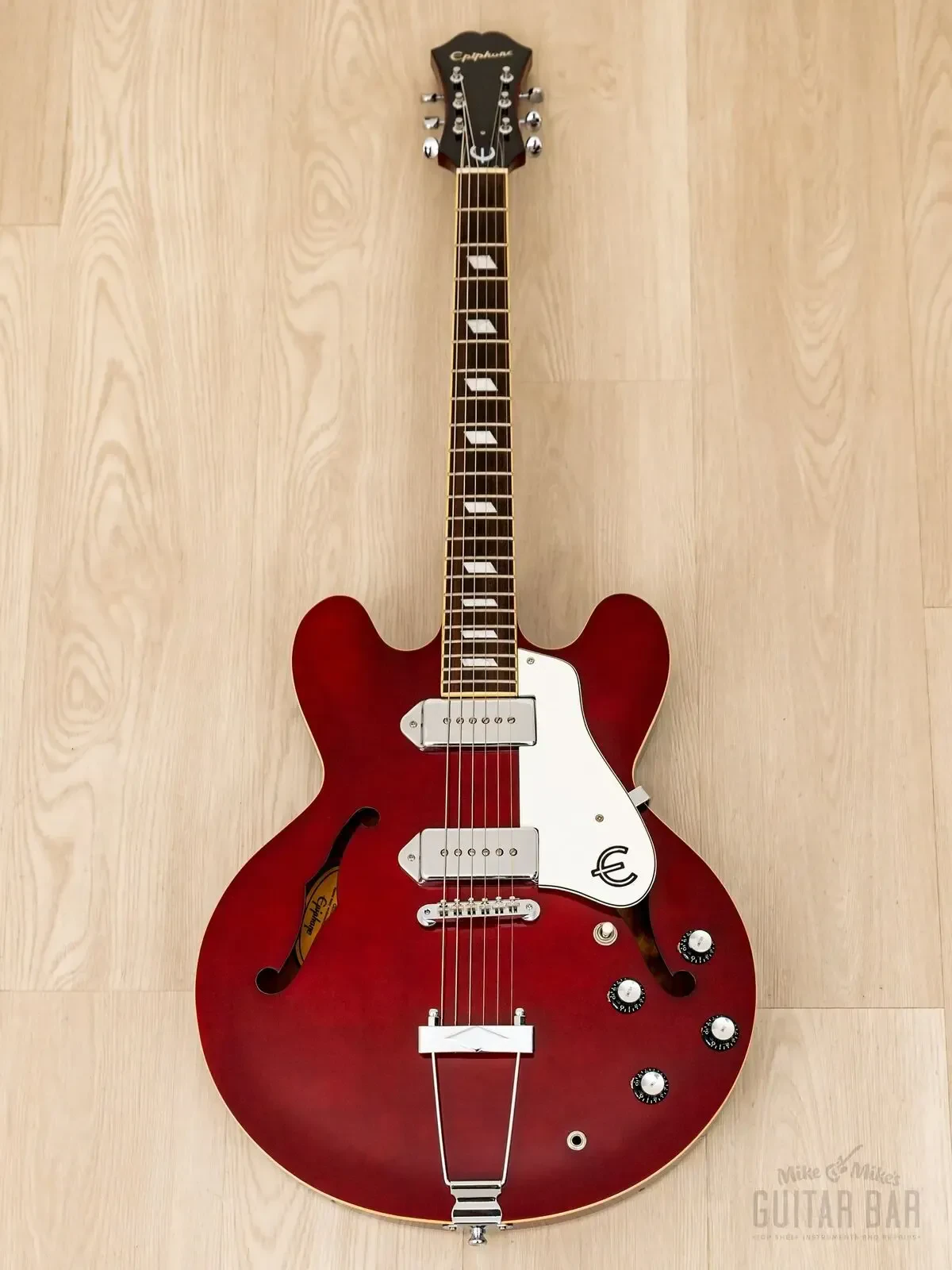 Электрогитара полуакустическая Epiphone Casino SS Wine Red w/case Korea 2005