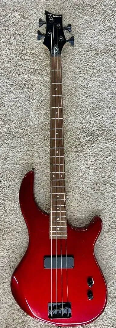 Бас-гитара Dean Guitars E09-MRD Edge Series Metallic Red