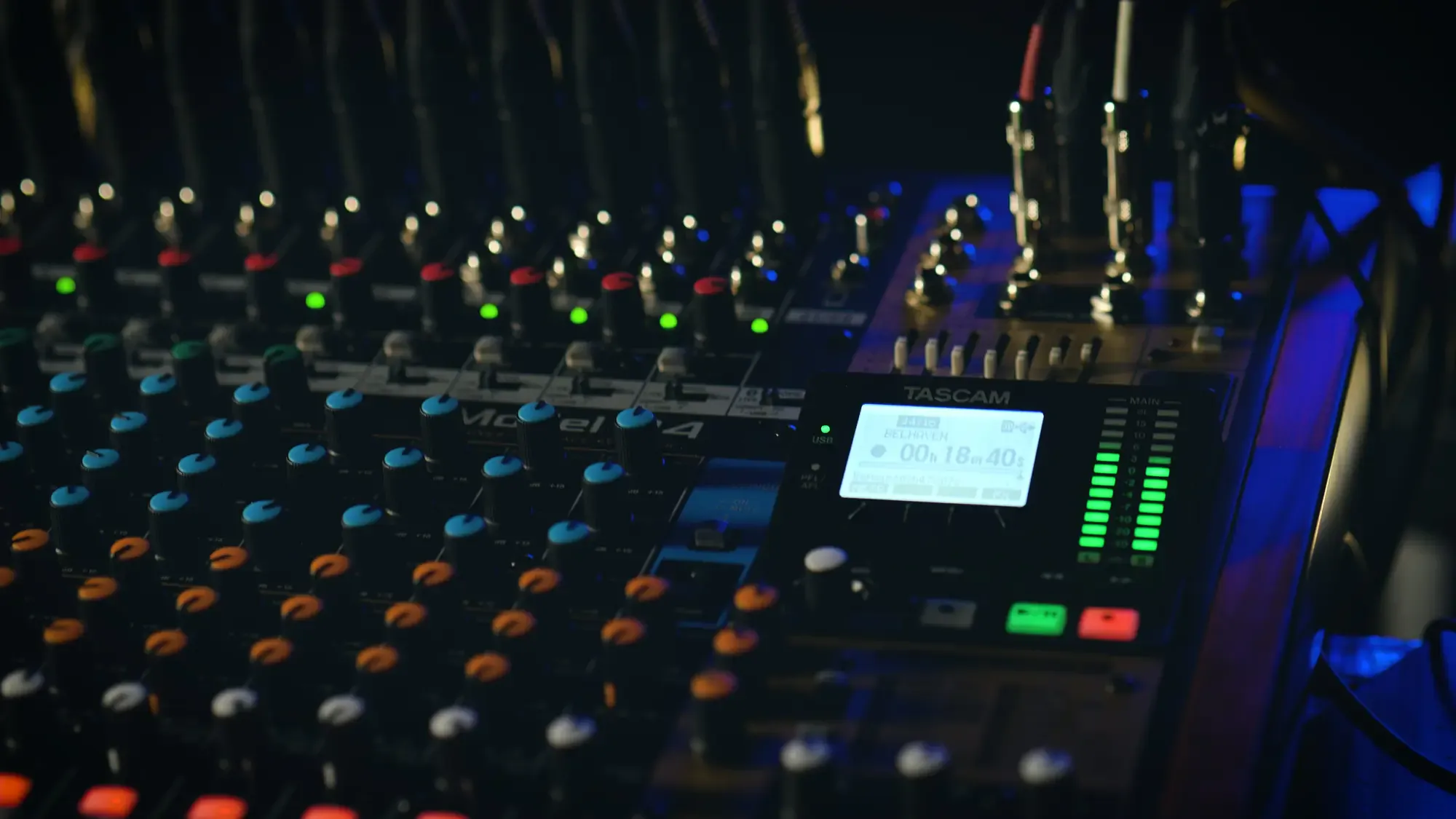 Изображение №8