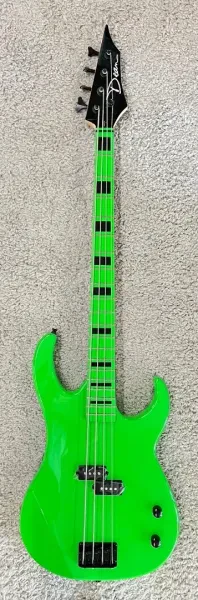 Бас-гитара Dean Guitars CZONE BASS NG Custom Zone Nuclear Green