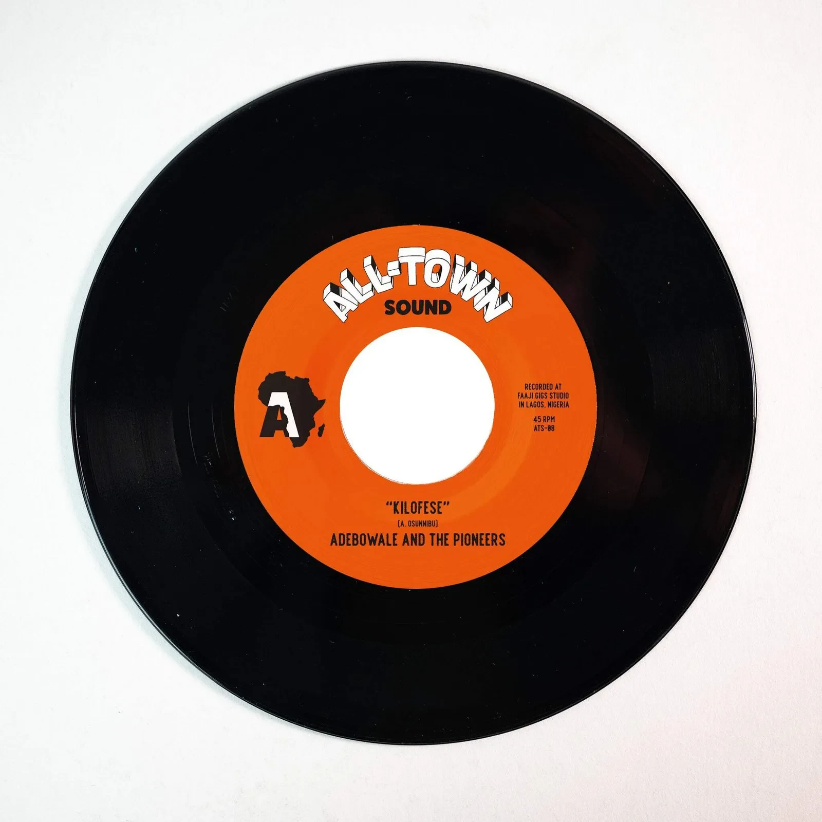 Виниловая пластинка Adebowale and the Pioneers – Kilofese / Unnecessary Visitor (Bama Remix) (Релиз 2025)