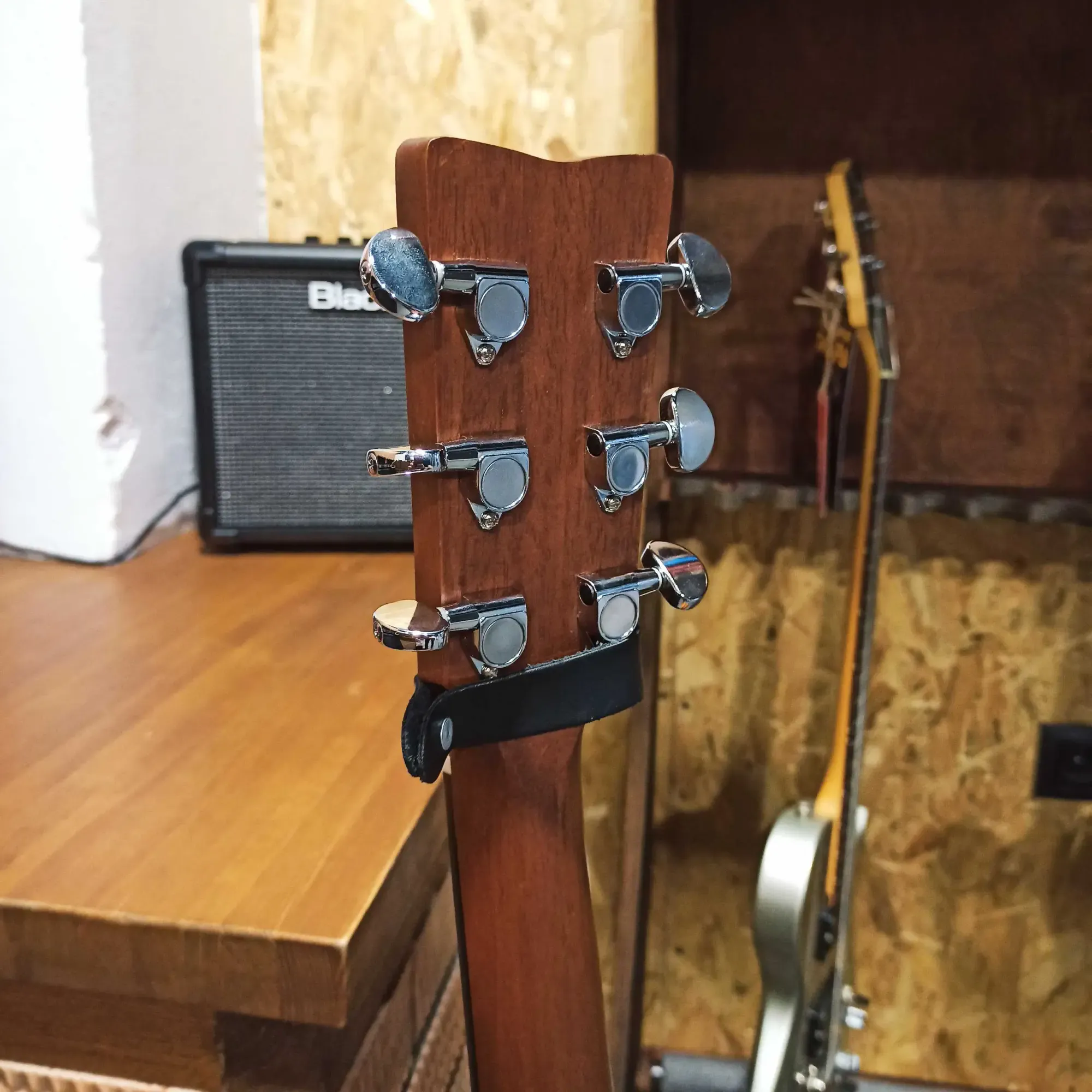 Изображение №10