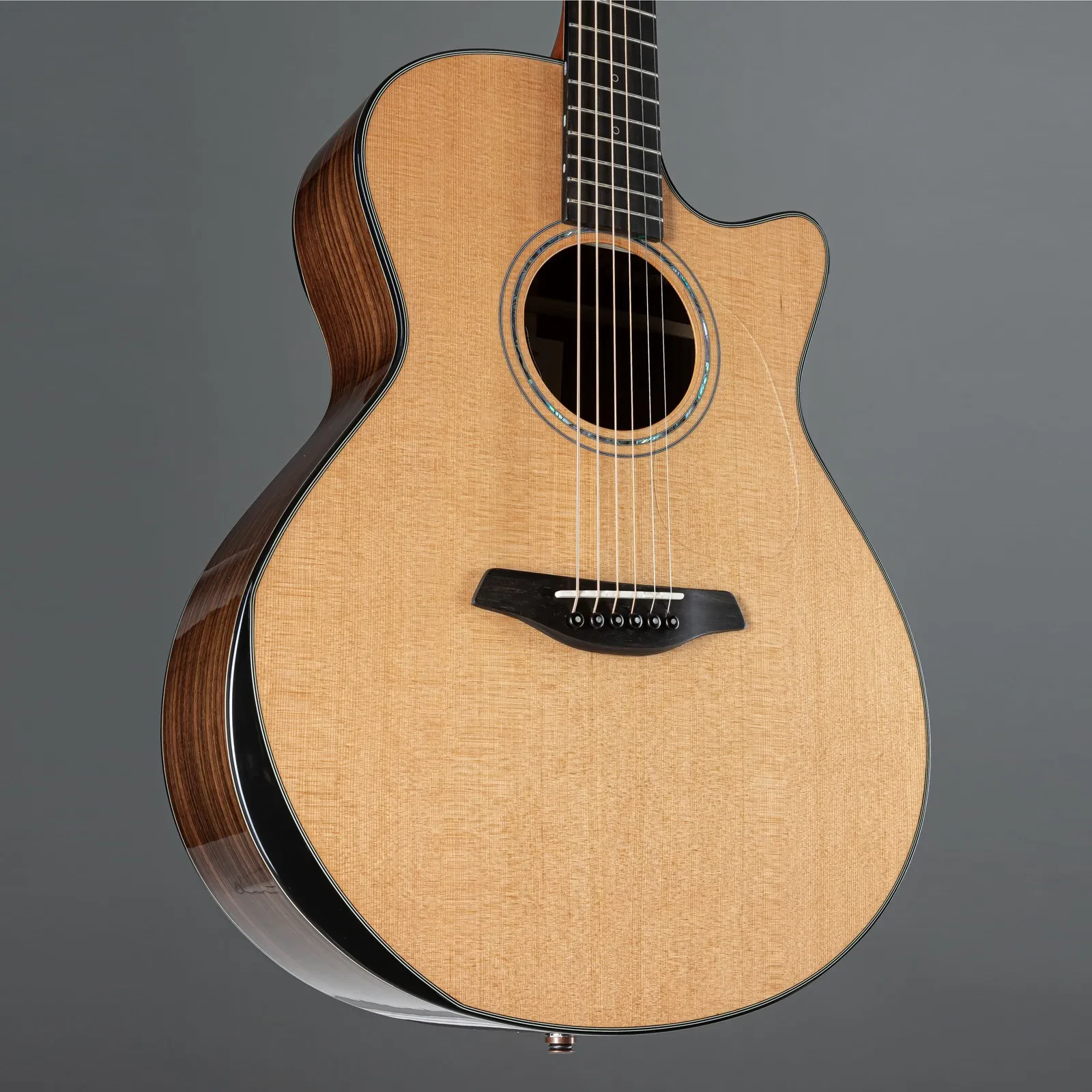 Изображение №6