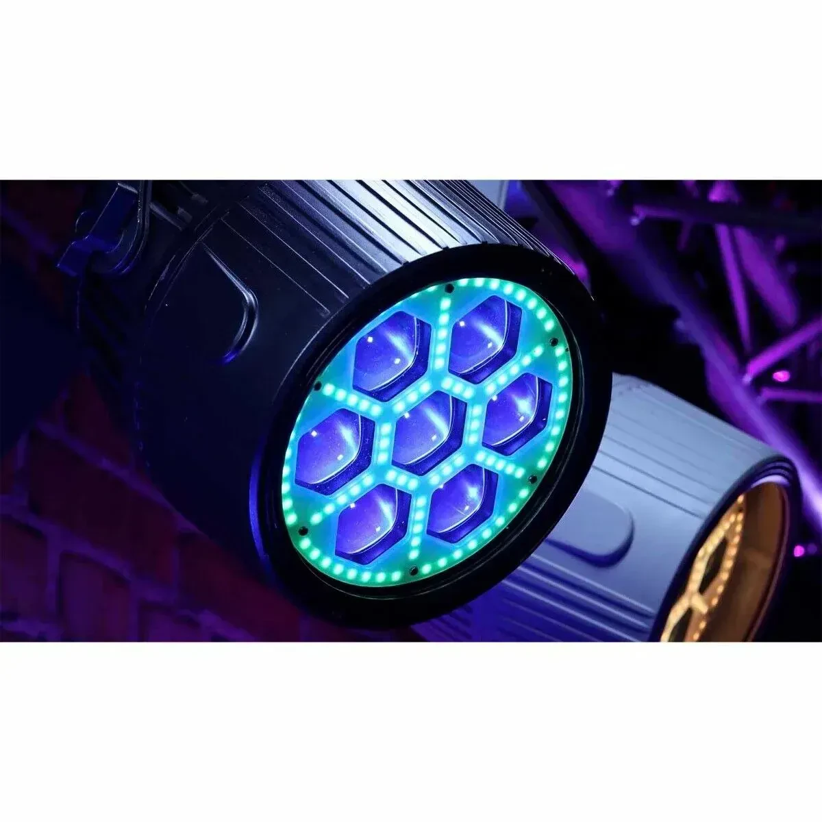 Изображение №12