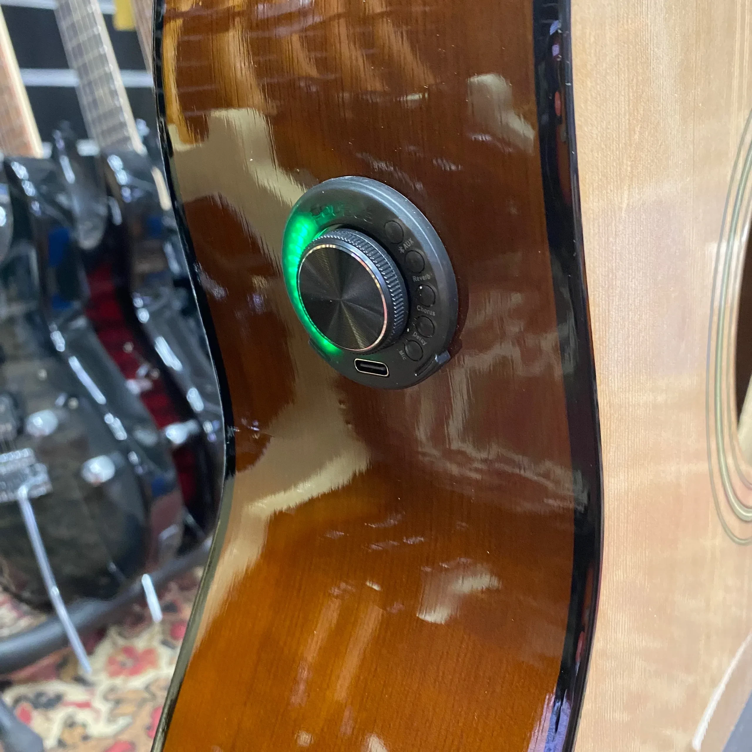 Изображение №6