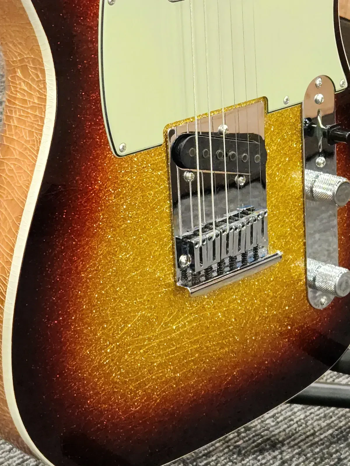 Изображение №5