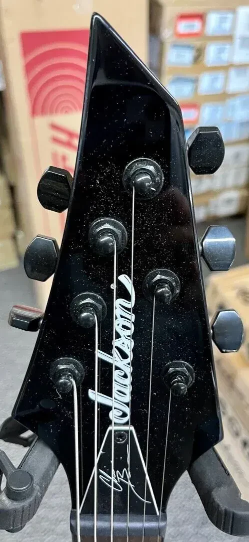 Изображение №4