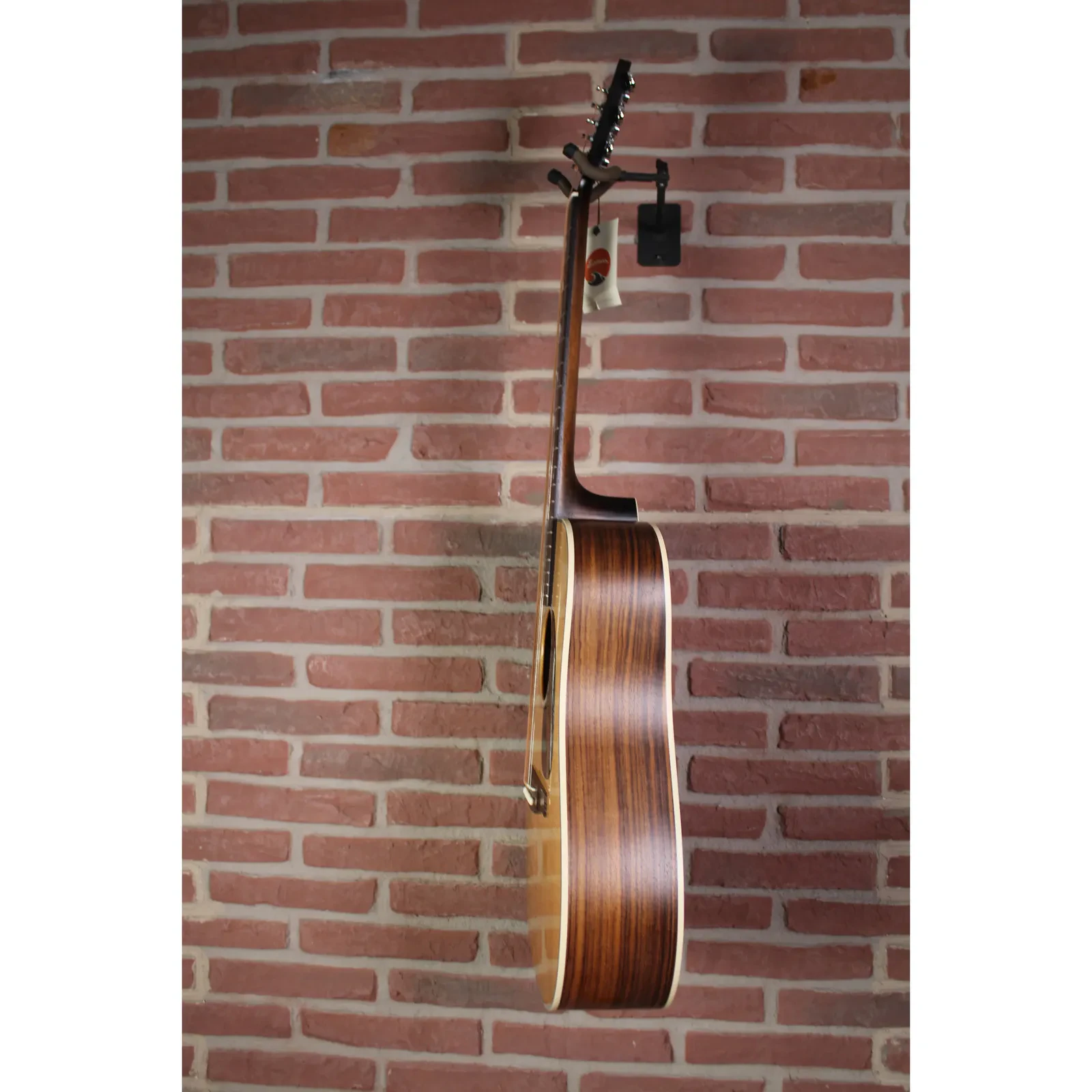 Изображение №6