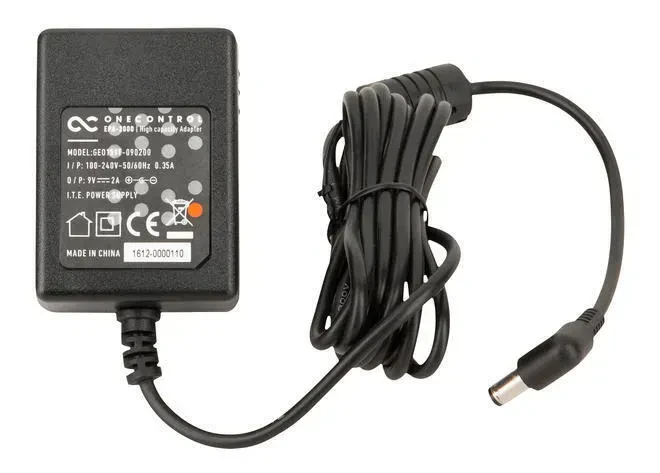 Блок питания для гитарных педалей One Control EPA-2000 9VDC 2000 mA