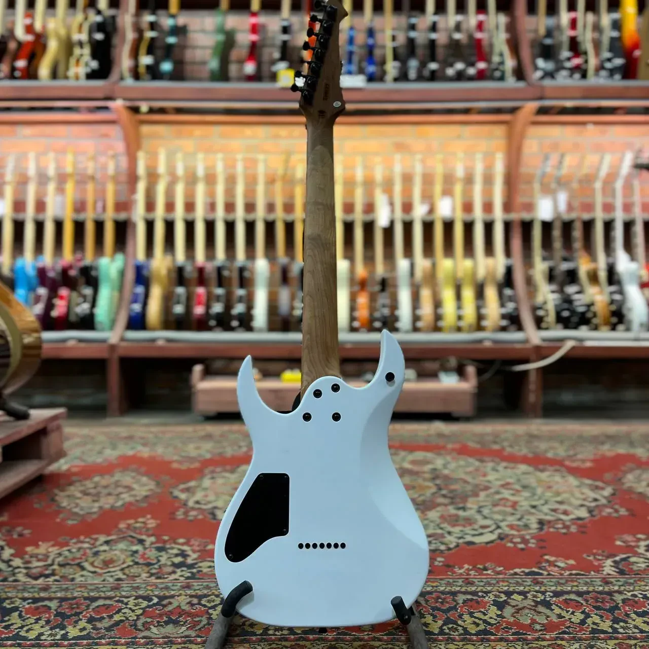 Изображение №11