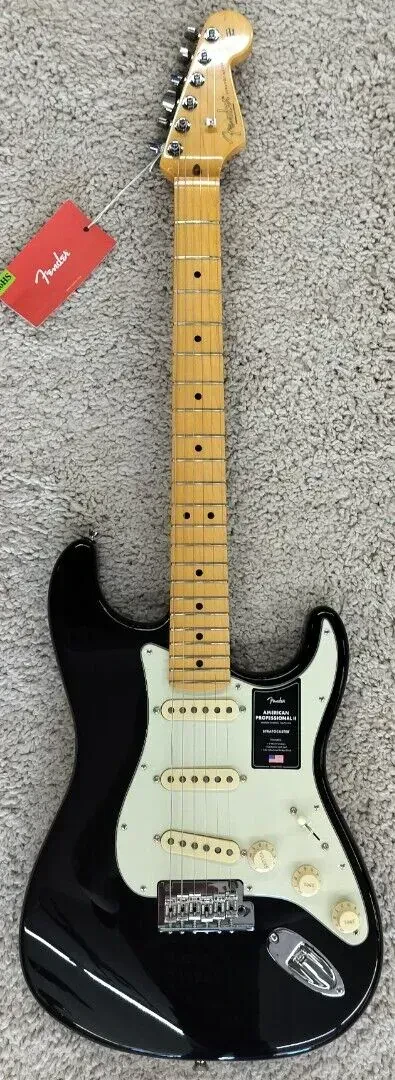 Электрогитара Fender American Professional II Stratocaster Black