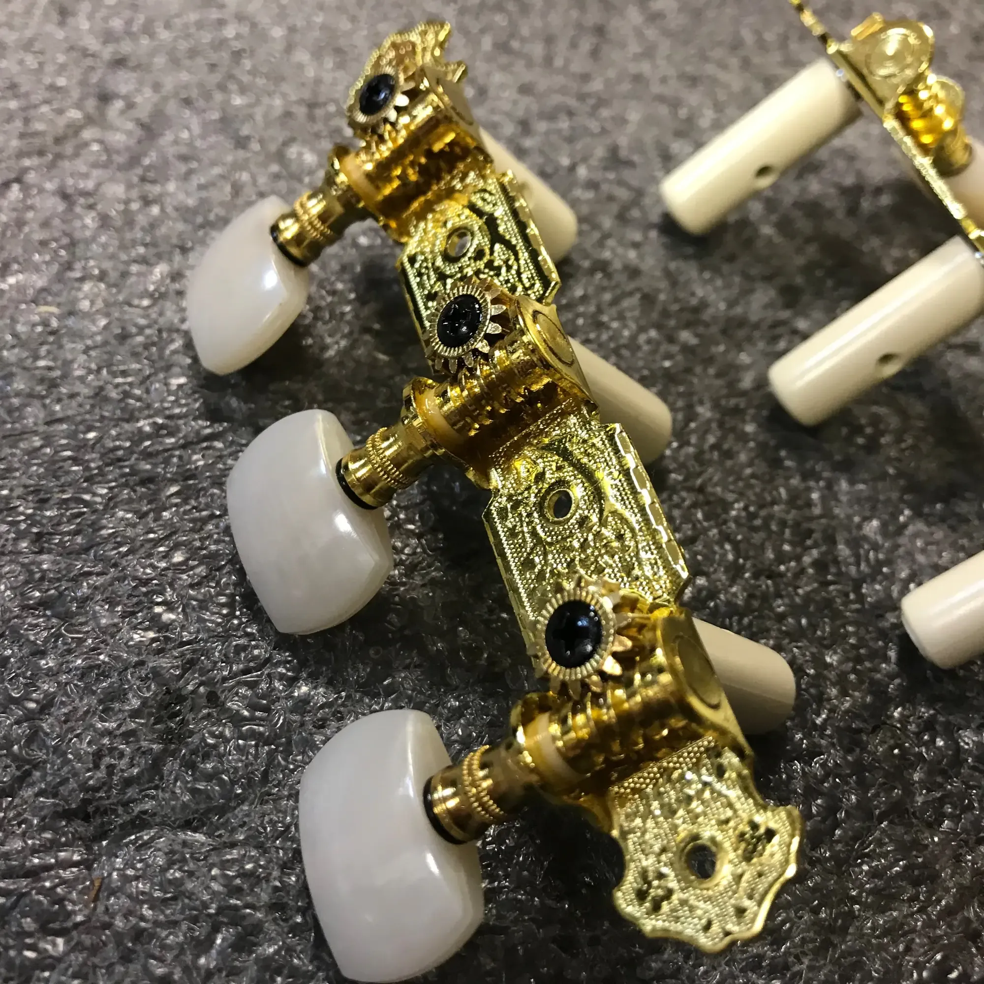 Изображение №5