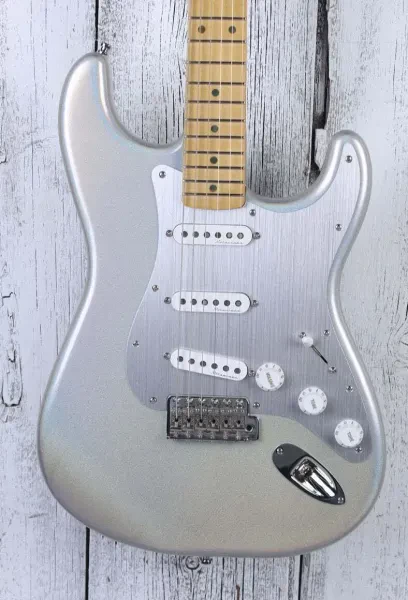 Fender H.E.R. Signature Stratocaster Electric Guitar Chrome Glow with Gig Bag