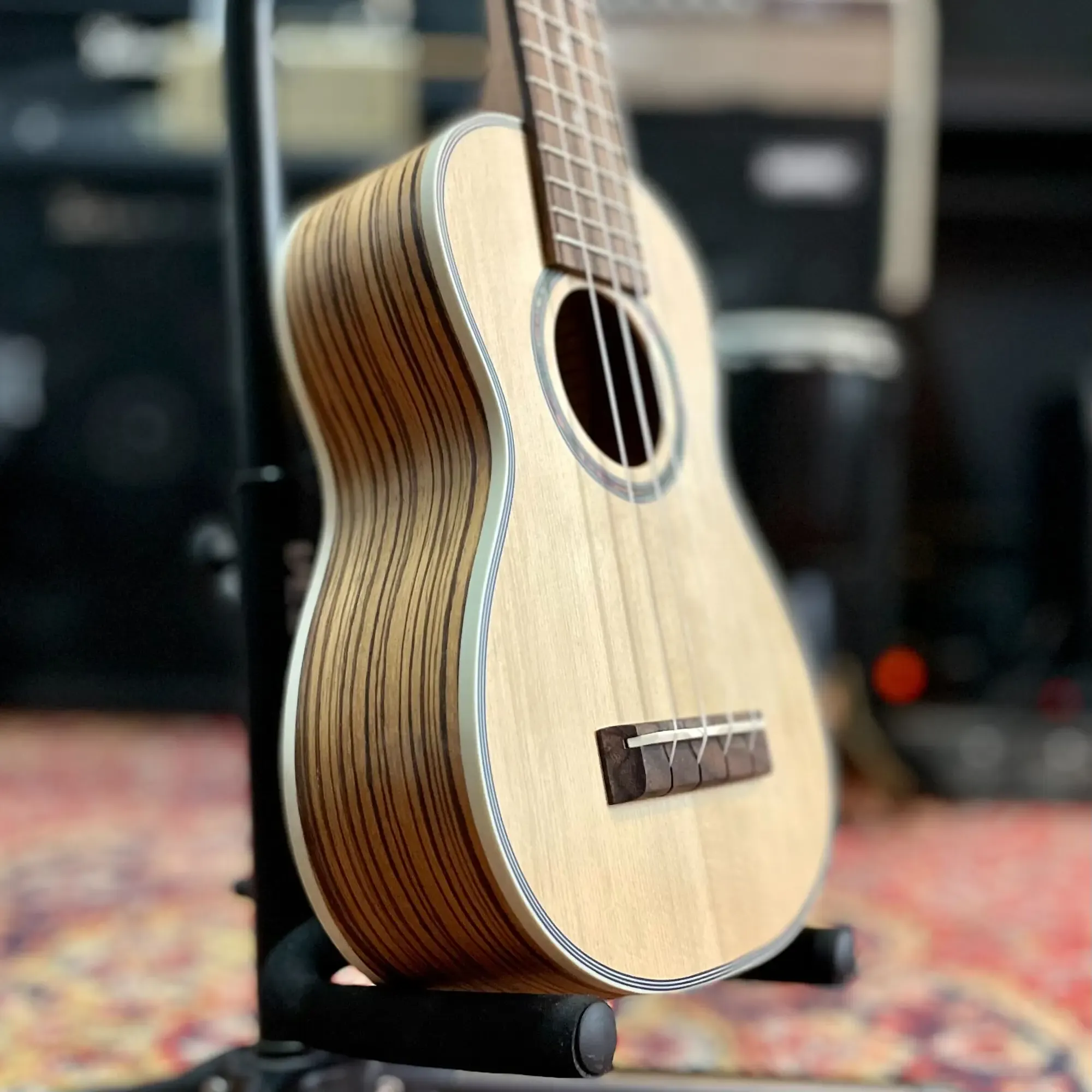 Изображение №5