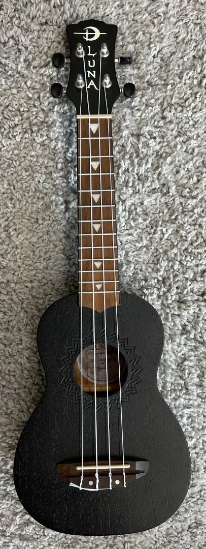Luna Vintage Mahogany Soprano Size Ukulele in Black Satin Finish UKE VMS BKS