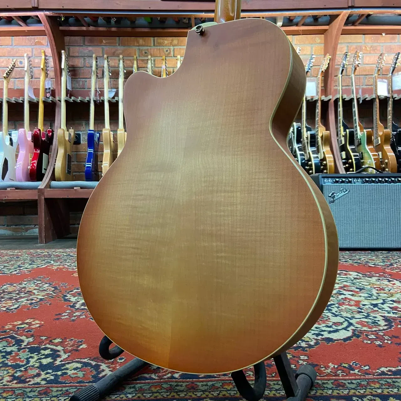 Изображение №11