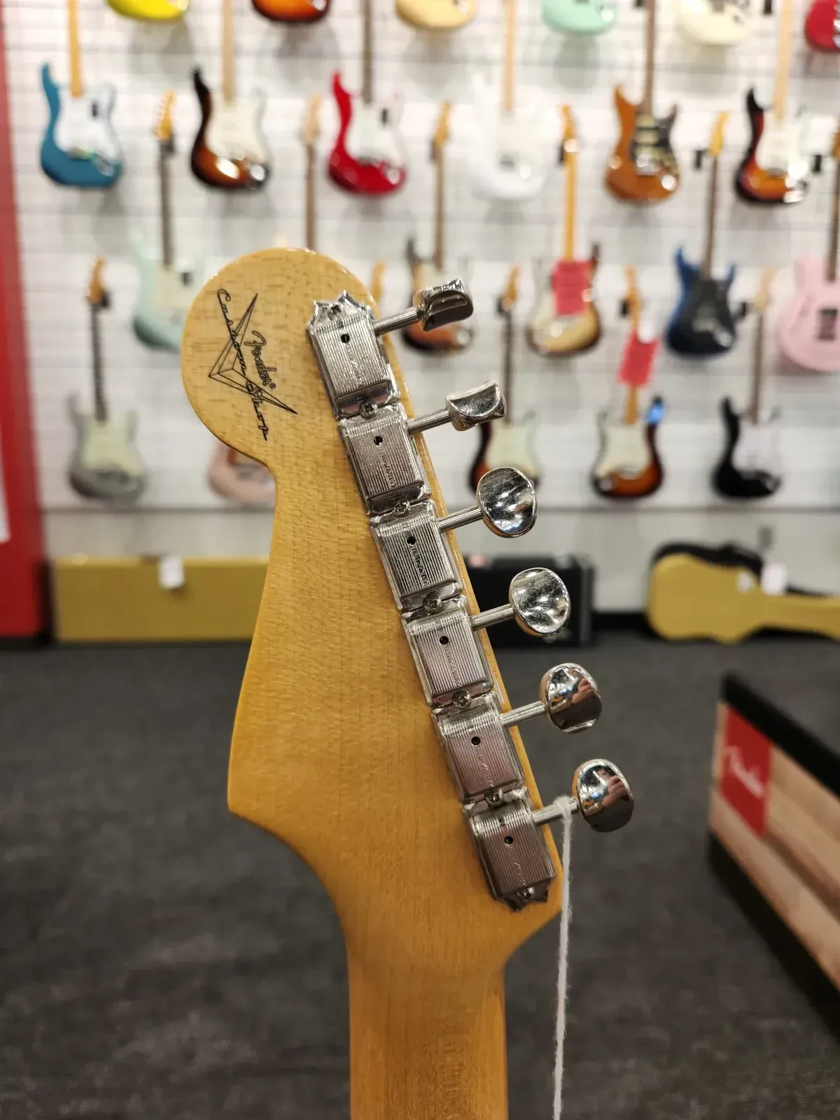 Изображение №6