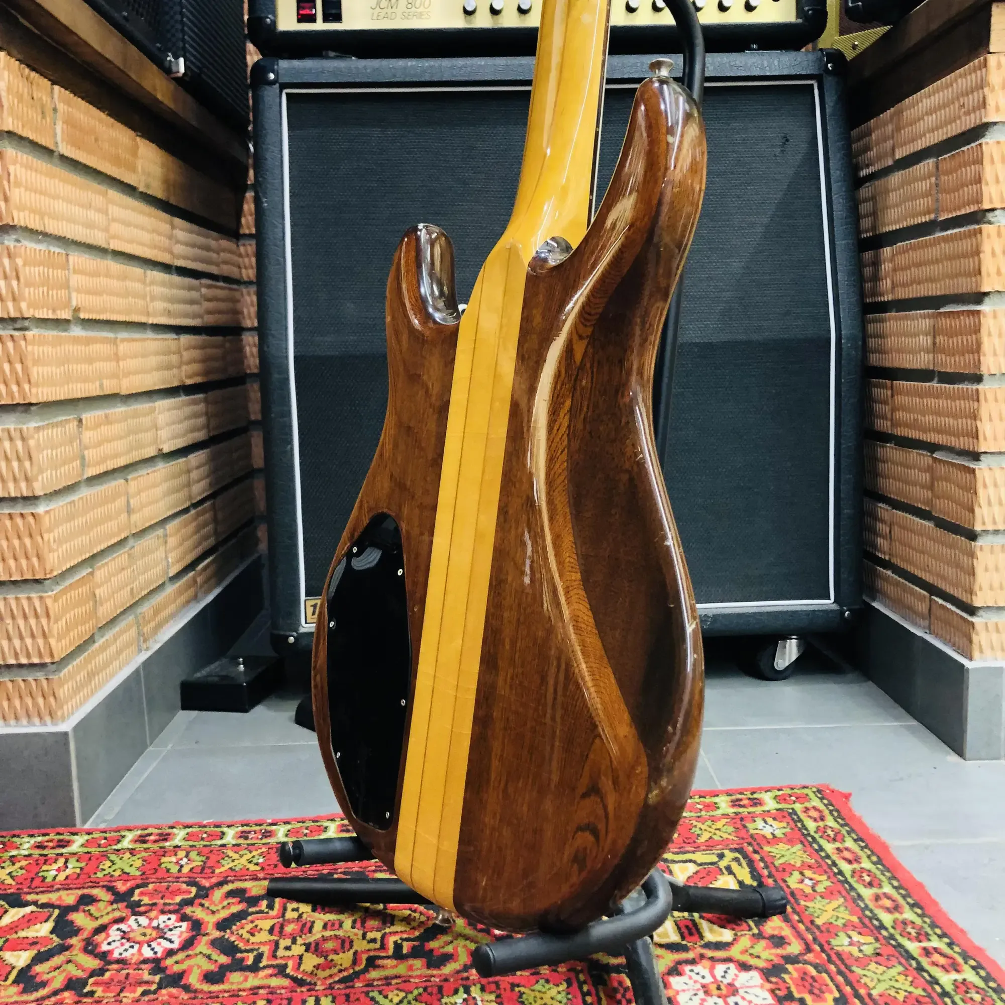 Изображение №12