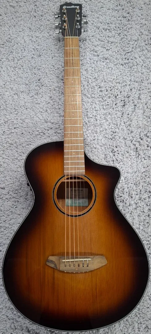 Breedlove ECO Discovery S Concertina Size Edgeburst Acoustic Electric Guitar