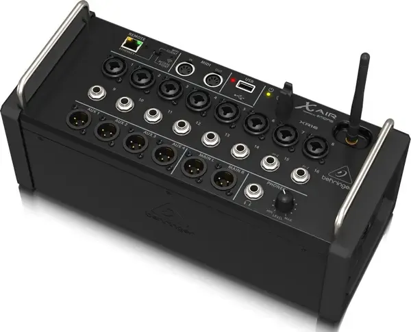 Микшерный пульт Behringer XR16