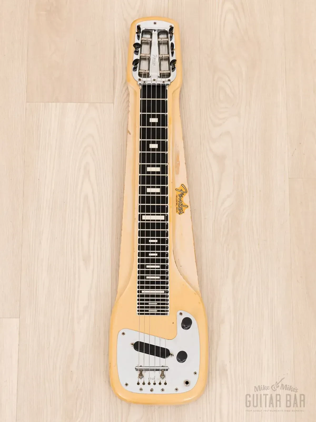 Слайд-гитара Fender Champ Desert Sand w/case USA 1963