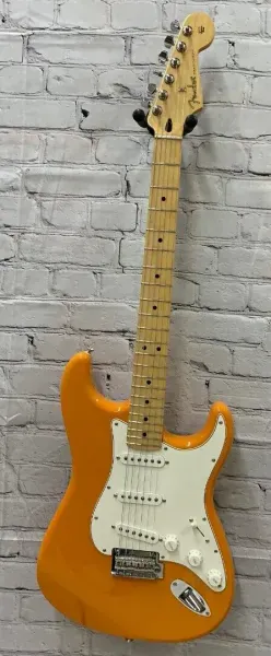 Электрогитара Fender Stratocaster Player Series Capri Orange