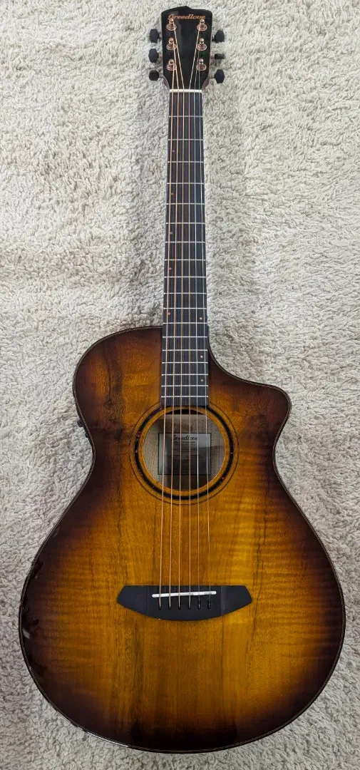Электроакустическая гитара Breedlove ECO Pursuit Exotic S Concertina Amber