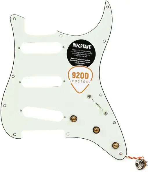 Пикгард 920D Custom Stratocaster SSS Prewired Pickguard Parchment