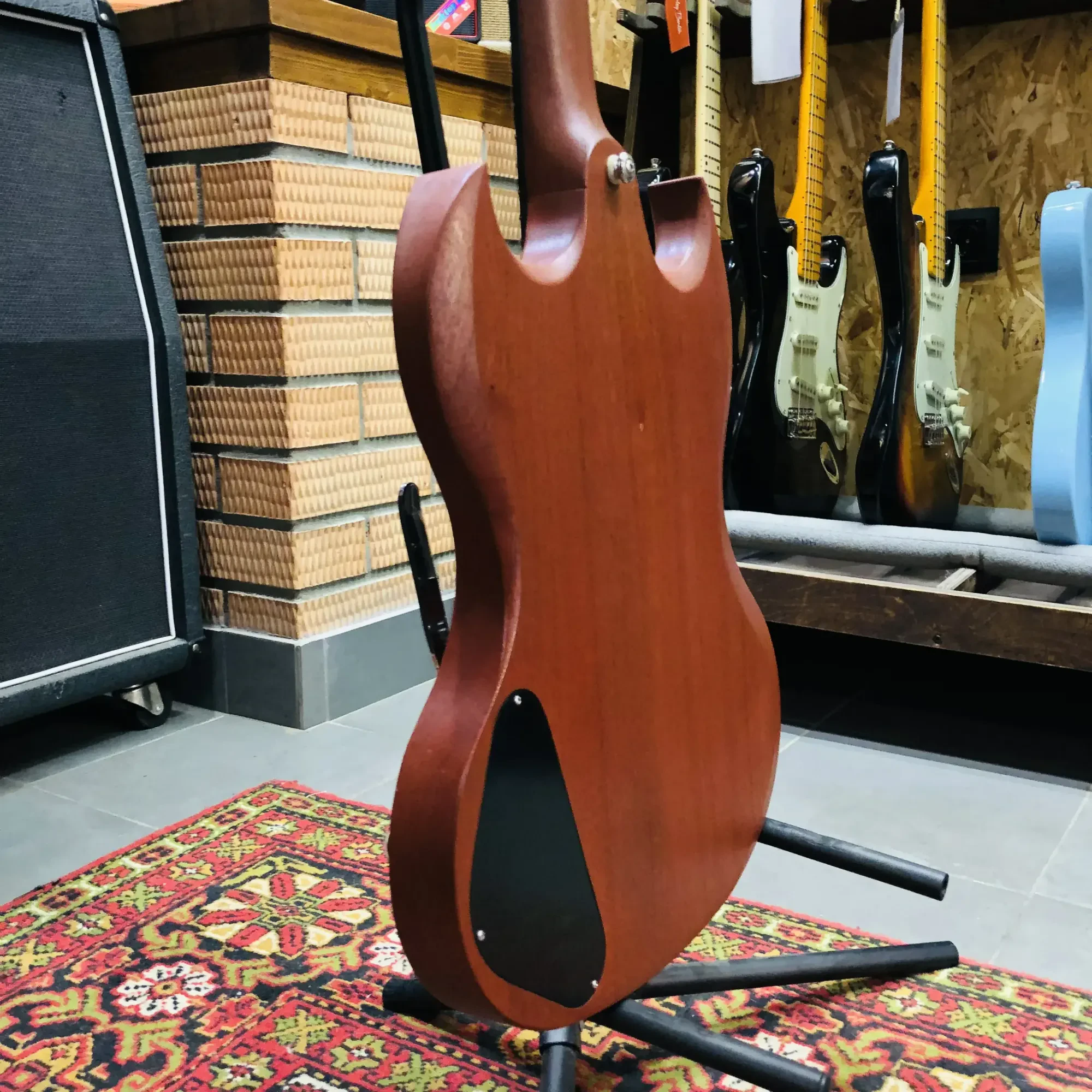 Изображение №11