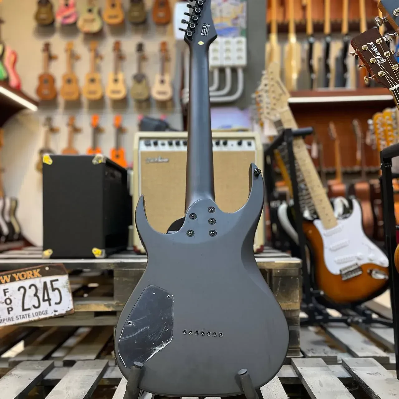 Изображение №9