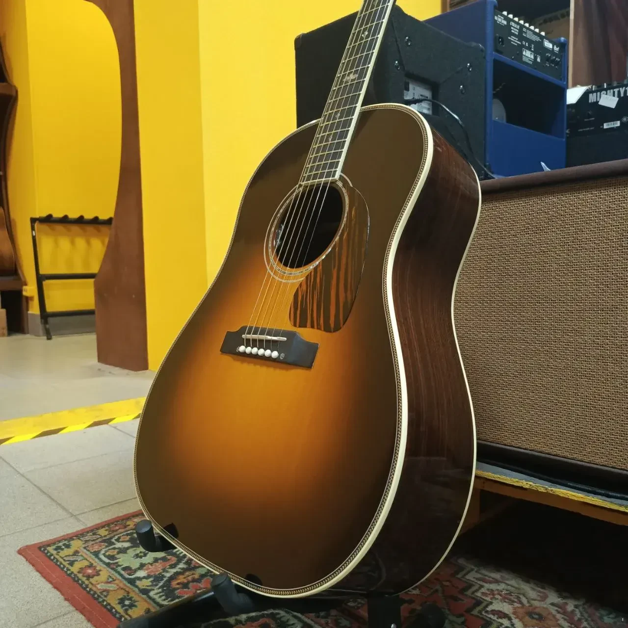 Изображение №6