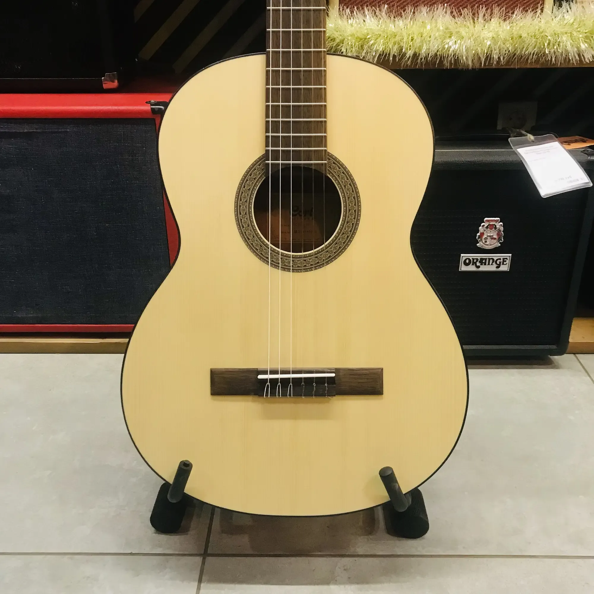 Cort ac 100. Cort ac100 op.