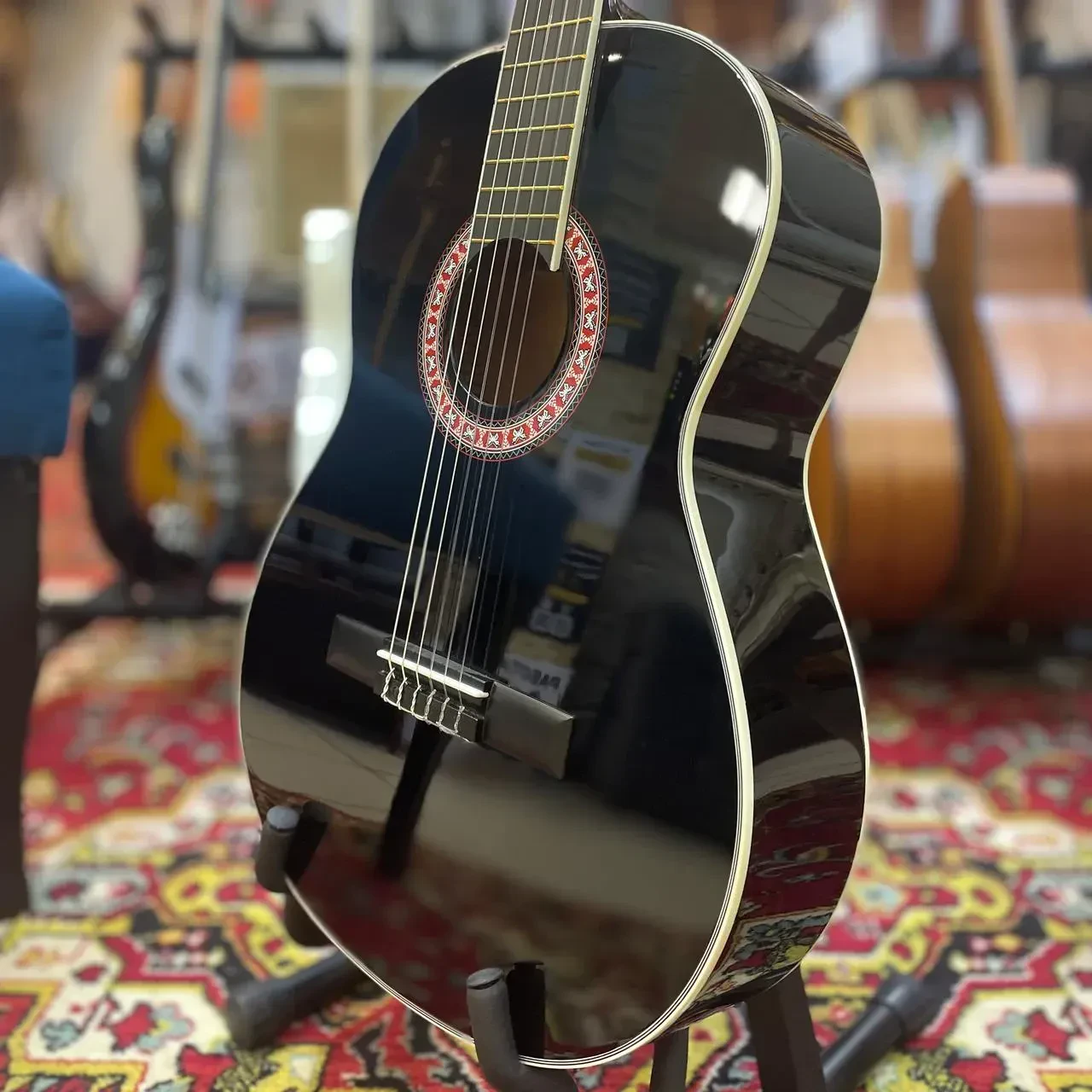 Изображение №6