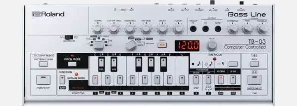 Синтезатор Boutique Roland TB-03