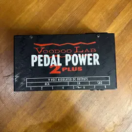 Блок питания для гитарных педалей Voodoo Lab Pedal Power 2 Plus USA