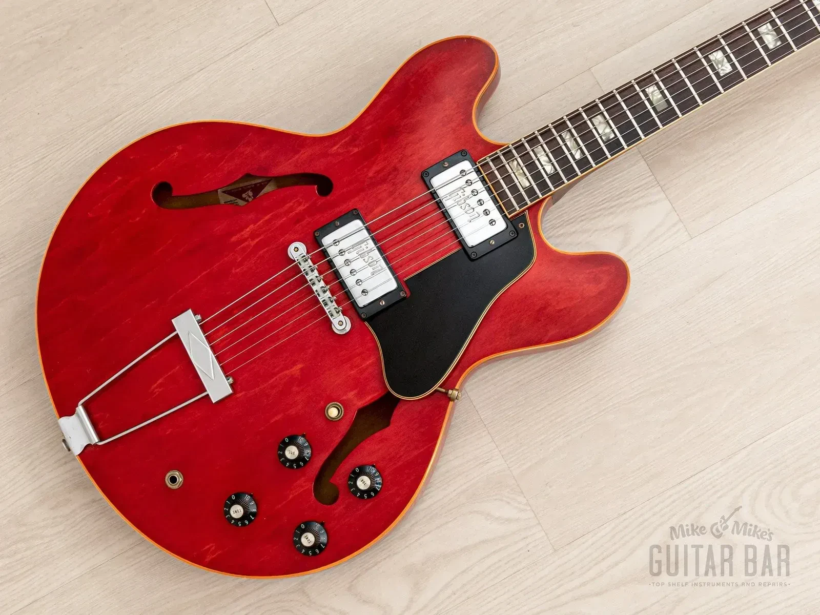 Б/У Электрогитара Gibson ES-335 TDC полуакустическая, 6-струнная, 1972, с кейсом