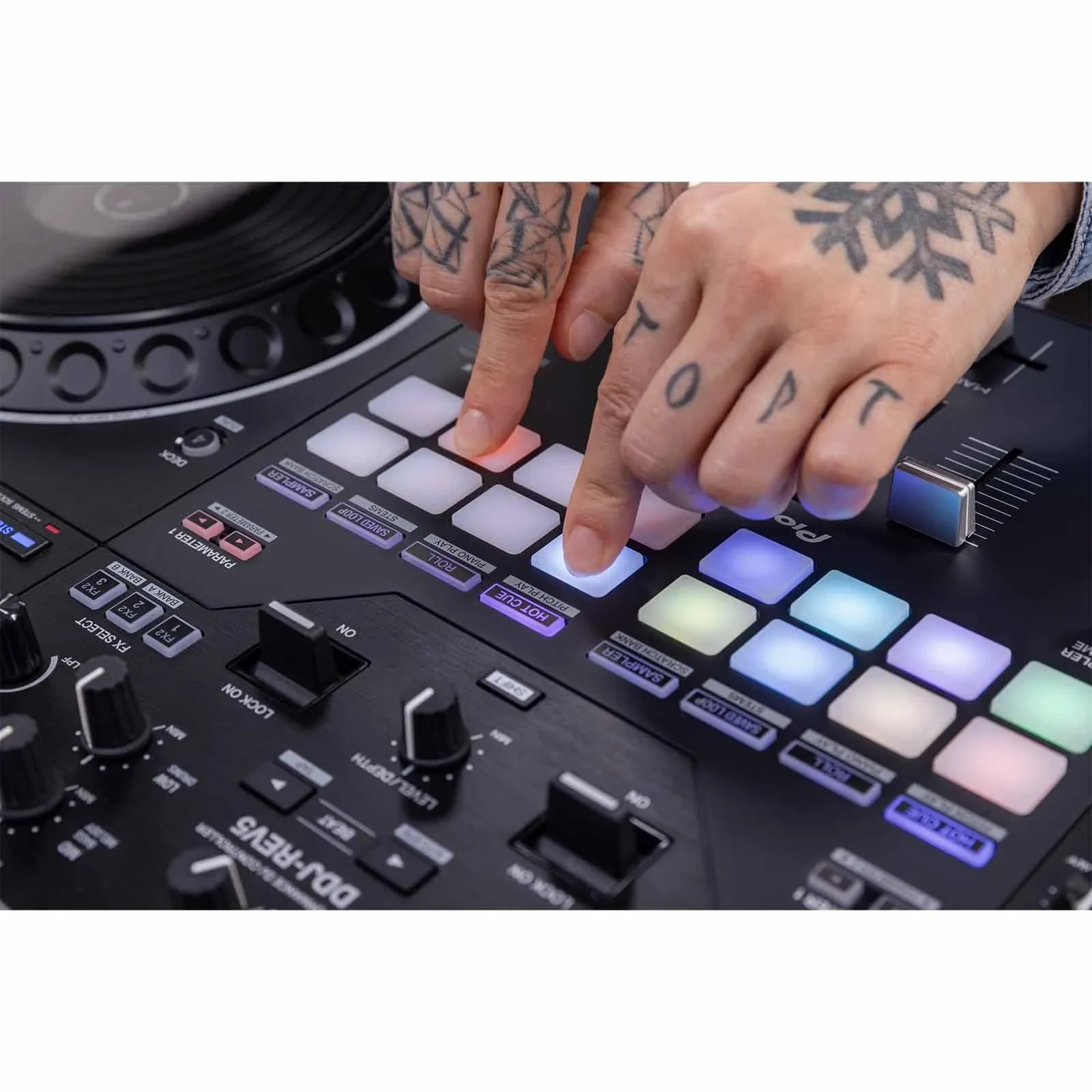 Изображение №12