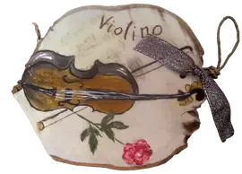 Миниатюра на спилах Ч/ЧЕТВЕРТИ "Скрипка Violino"